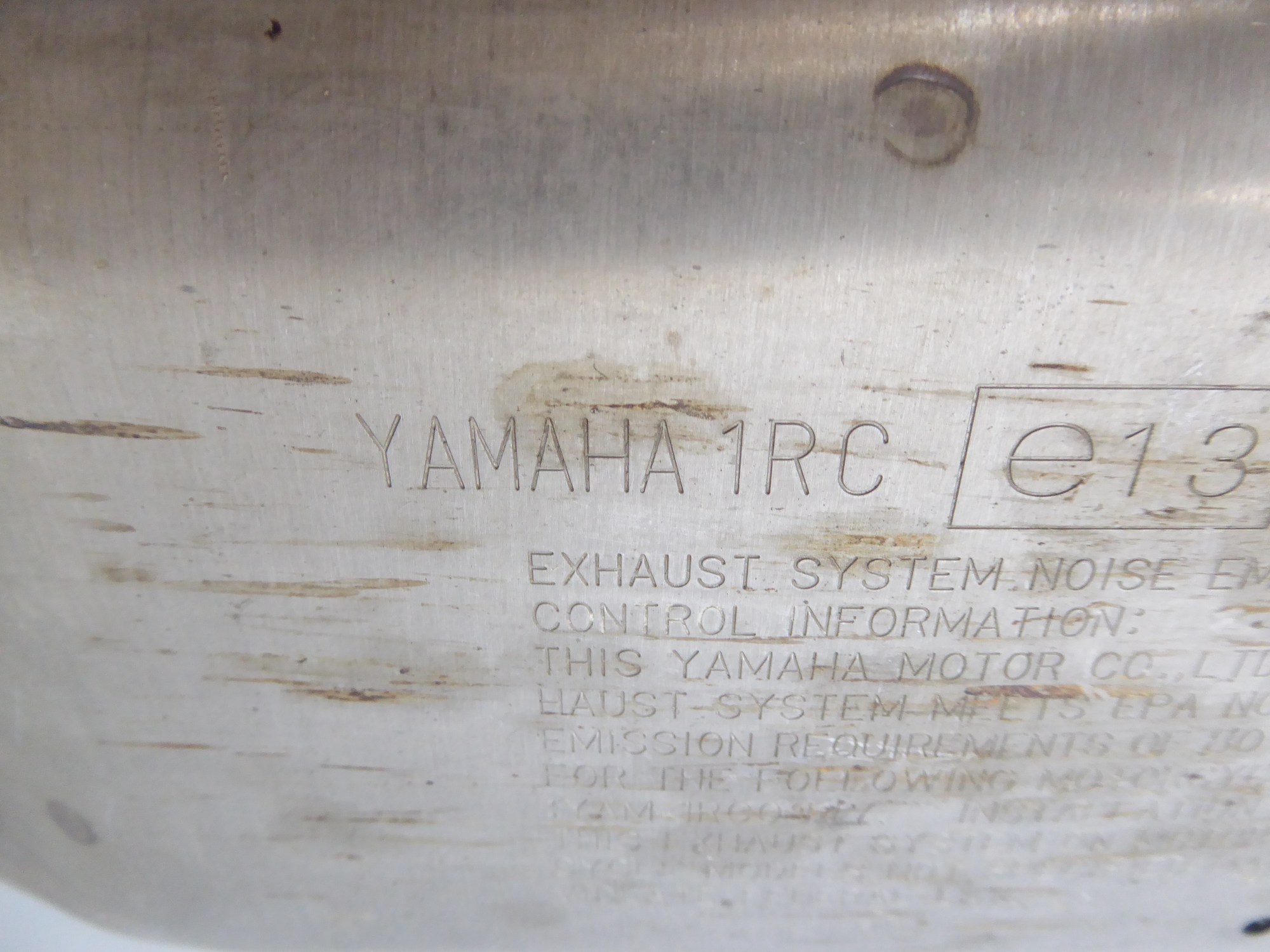Yamaha MT 09 14-17 Auspuff Endschalldämpfer kpl. 1RC-14710-00